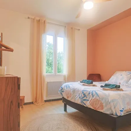 Gina Dom wakacyjny Garons